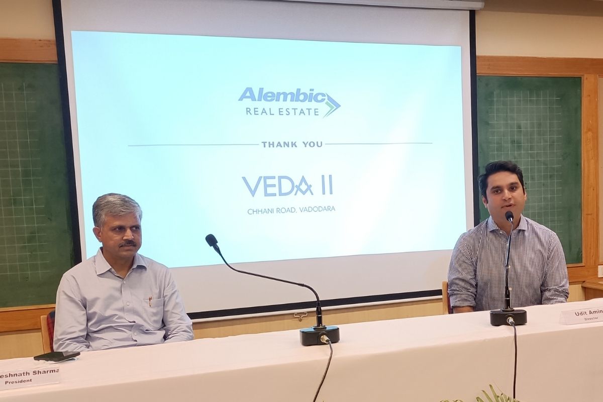 alembic veda II office presentation view